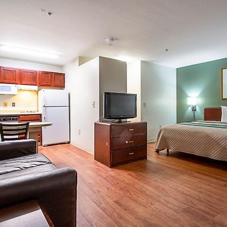 Hometowne Studios By Red Roof Phoenix - Black Canyon Highway Extérieur photo